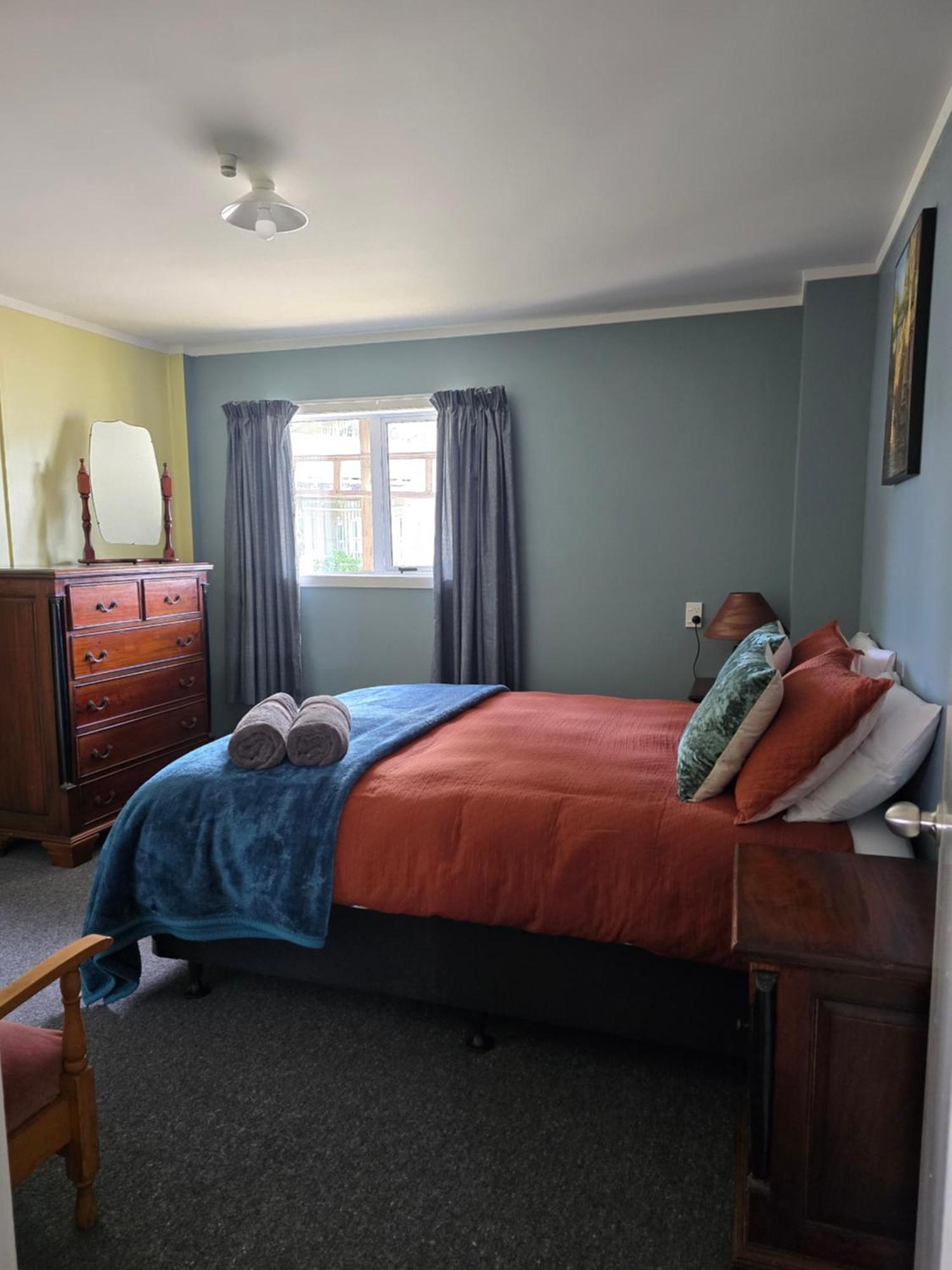 The Redbarn Villa Turangi Luaran gambar