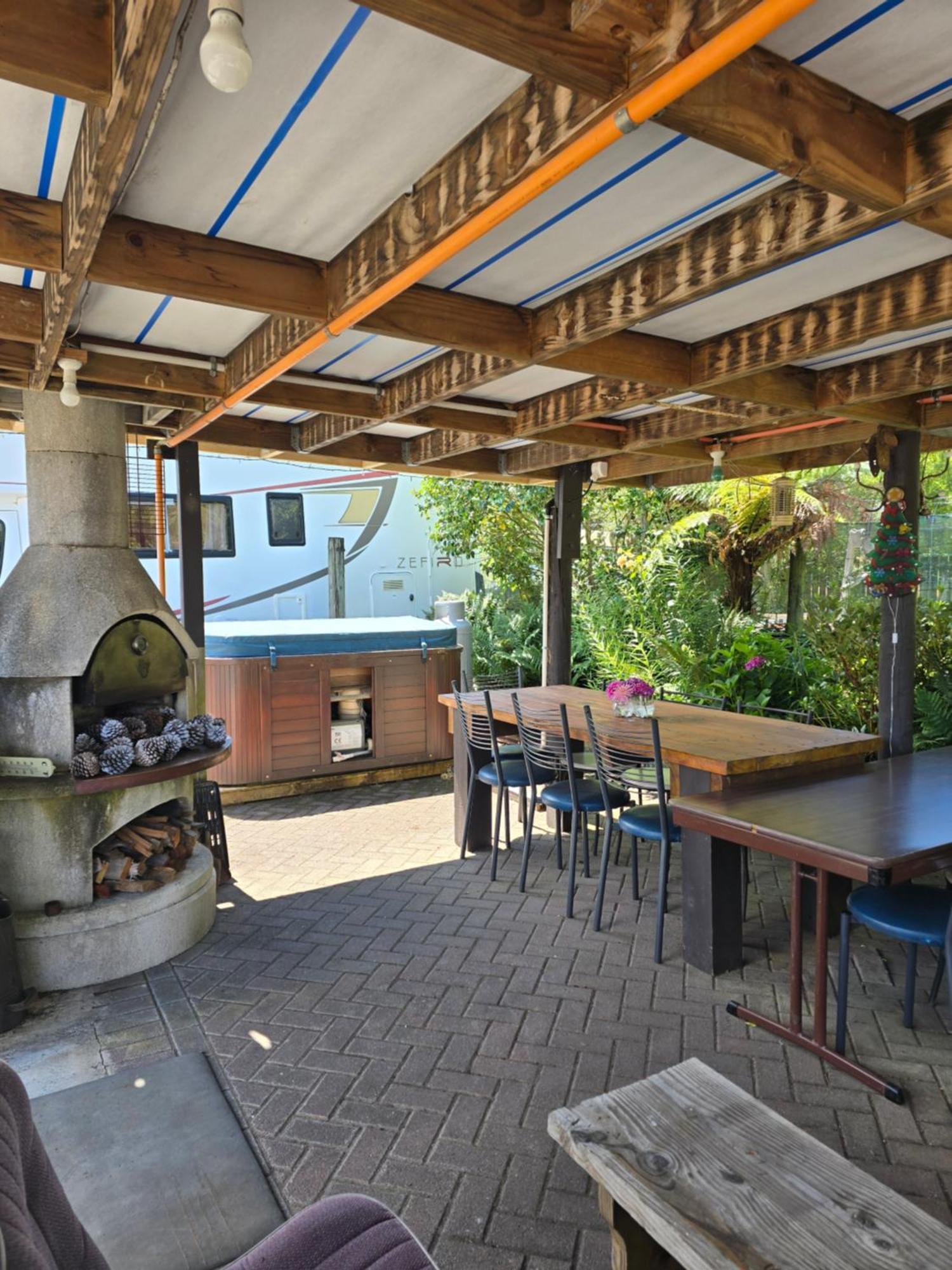 The Redbarn Villa Turangi Luaran gambar